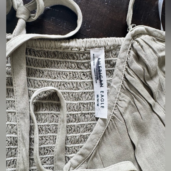 American Eagle top - Picture 2 of 2